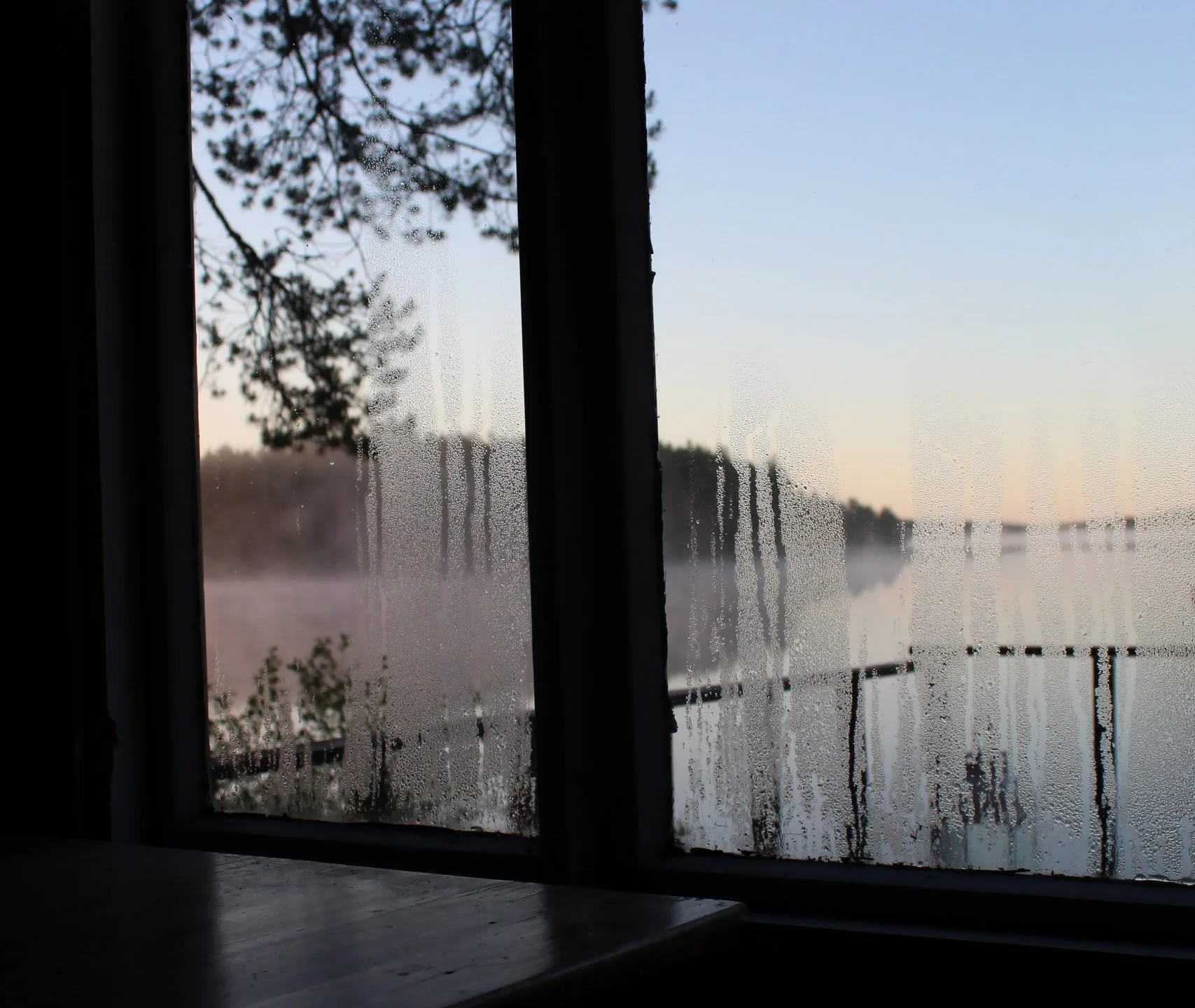 How to get rid of misting in double glazing