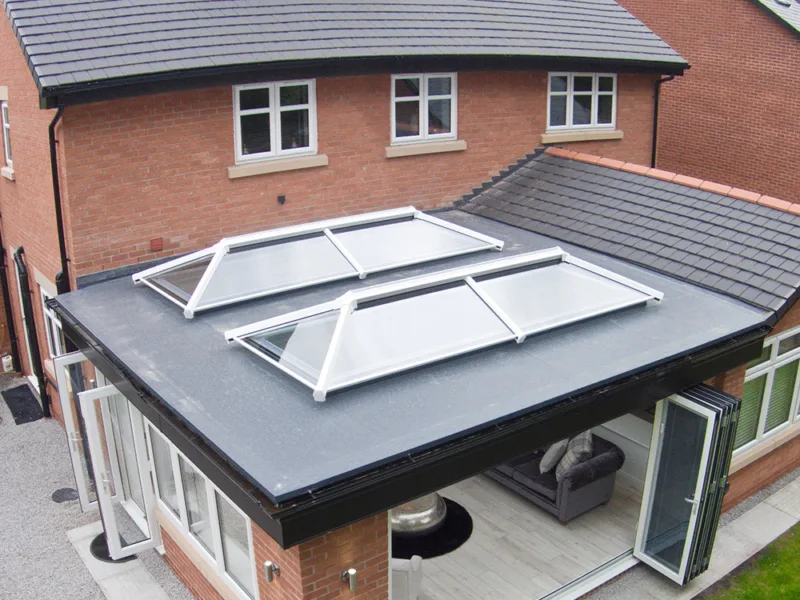 What are the pros and cons of roof lanterns?